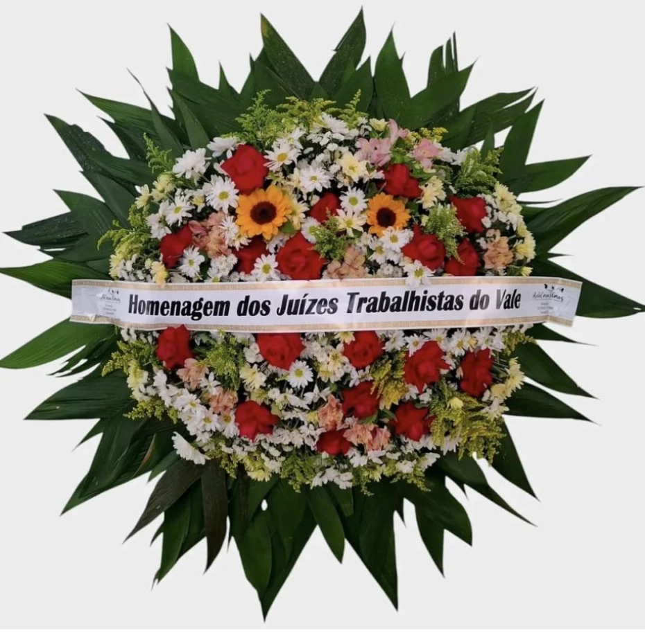 Foto 18:  — Helô Coroa de Flores Taubaté